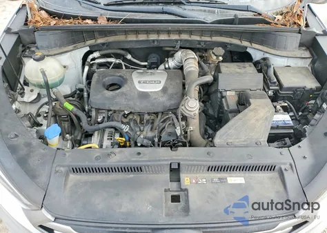 2018 Hyundai Tucson Value z USA, uszkodzony, nr VIN KM8J3CA26JU671935